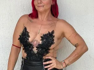 Live Sex with Giselledunn - Myfreecams