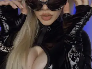 Best Webcam with Liya_Ray - Myfreecams