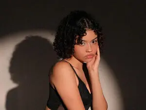 Private Sex Chat with Chloe_Cortez - Myfreecams