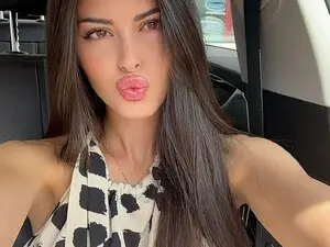 Adult Webcams with EvaBerryy - Myfreecams