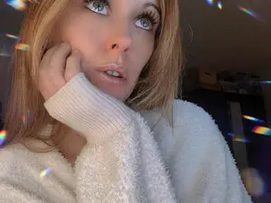 Watch Live Sex Cams with Tabby_69 - Myfreecams