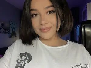 Live Sex Cam with Your_AmyX - Myfreecams