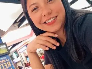 Nude Webcam with Leylaforniert - Myfreecams