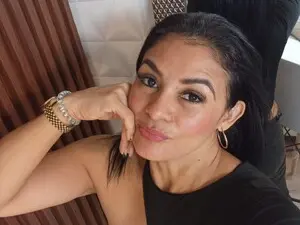 Live Porn with mommynaughty_ - Myfreecams