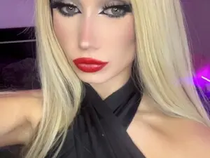 Live Sex Cam with Isabella_baby - Myfreecams