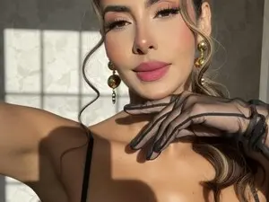 Live Sex Cam with CR_170 - Myfreecams