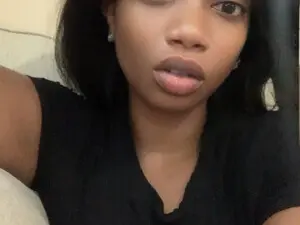 Best live sex cam show with Iluvishmet - Myfreecams