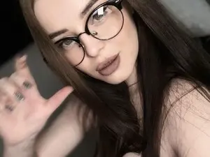 Sex Chat with BitsyMia - Myfreecams