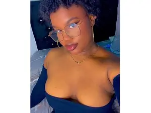 Private Sex Chat with AmaraSexx - Myfreecams