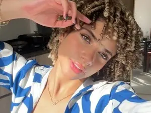 Sex Cam with Naomidawson - Myfreecams