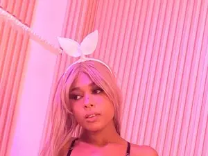 Adult Webcams with Salomebenz - Myfreecams