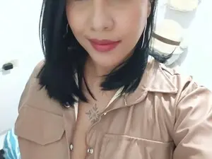 Sex Cam with QueenSquirt19 - Myfreecams