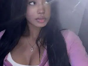 Best Webcam with Juicy_Mia - Myfreecams