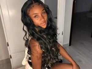 Free Porn Cam with Shantalleboni - Myfreecams