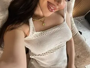 Best Webcam with AlanaBaabe - Myfreecams