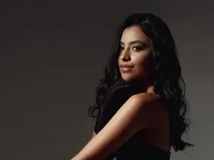 Best live sex cam show with Ema_brooks1 - Myfreecams