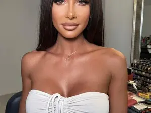 Best live sex cam show with JulyaWild - Myfreecams