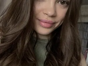 Porn chat with Alisha_Norris from myfreecams on pornchatting.com