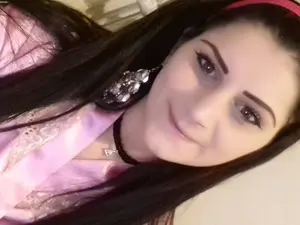Free Porn Cam with Fiama77 - Myfreecams