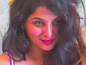 Adult Webcam with ScarlettMoon - Myfreecams