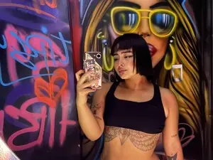 Live Sex with KimVelez - Myfreecams
