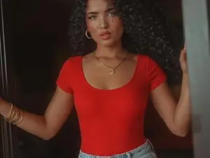 Free Live Porn with Suzysuza - Myfreecams