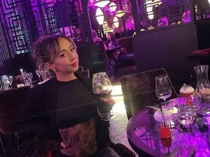 Adult Video Chat with petitebabixo - Myfreecams