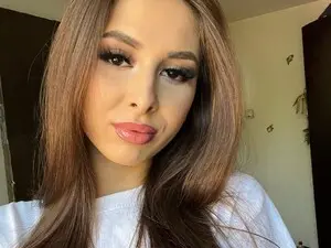 Sex Cam with Sophie_Eloise - Myfreecams