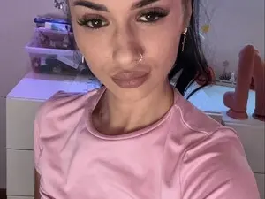 Private Sex Chat with SellenaCarter - Myfreecams