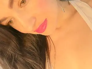 Sex Cam with AndreaMorreti - Myfreecams