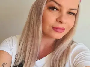 Live Porn with EmmaPassion - Myfreecams