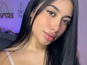 Adult Webcam with Laura_love18 - Myfreecams