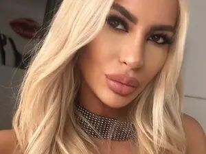 Live Porn with Missy_alena - Myfreecams