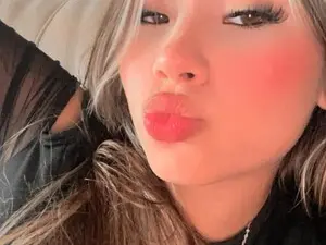 Free Porn Cam with KathBlond - Myfreecams