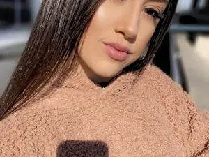 Live Sex Cam with Khloe_starr - Myfreecams