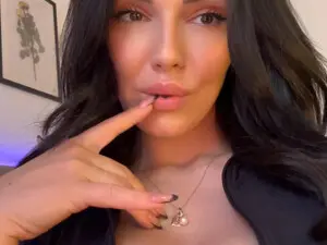 Live Porn with MissNelly_ - Myfreecams