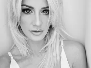 Best live sex cam show with SelinaRose - Myfreecams