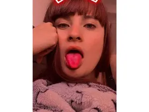 Best live sex cam show with VelvetEyess - Myfreecams