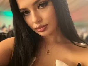 Watch Live Sex Cams with KylieElise - Myfreecams