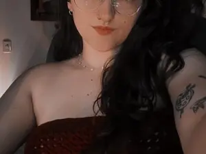 Sex Cam with Miah_Peach - Myfreecams