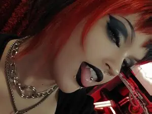 Sex Chat with Oneleeter - Myfreecams