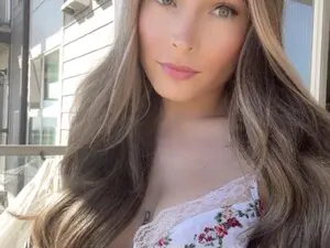 Adult Video Chat with AlexisWildest - Myfreecams