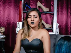 Watch Live Sex Cams with SaraBDSM - Myfreecams