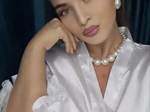 Free Porn Cam with Ingriddoll - Myfreecams