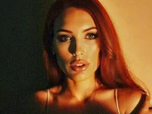 Live Porn with JennyBlighe - Myfreecams