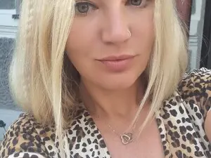 Best Webcam with Alma68 - Myfreecams