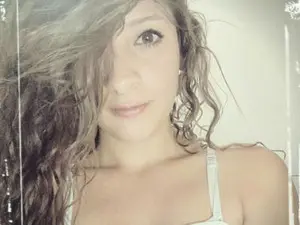 Watch Live Sex Cams with Saraxim - Myfreecams