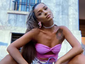 Nude Webcam with Eve___ - Myfreecams