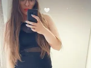 Live Porn with ornellamuti - Myfreecams