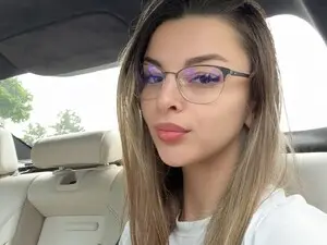 Best live sex cam show with SweetViper - Myfreecams